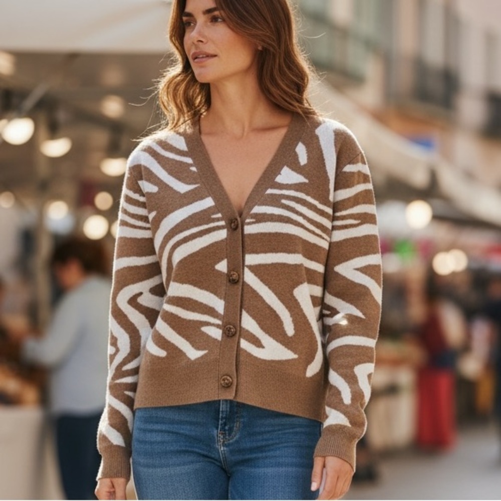Suzy Shier Brown and White Patterned Cardigan size medium